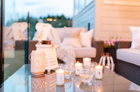 Nature inspired scents for bug free summer living - Natura Soylights